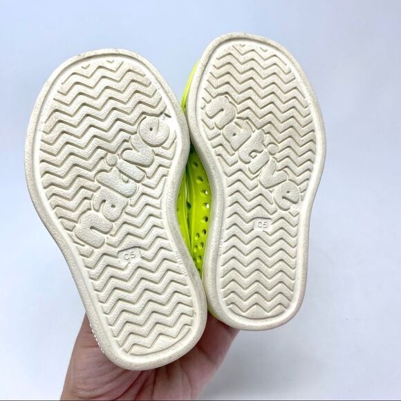 NATIVE Toddler Howard Yellow Boat Slip-On Shoes Size C5 - Picture 7 of 7